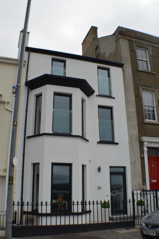 Pier39Portrush Adult Only Bed & Breakfast Bagian luar foto
