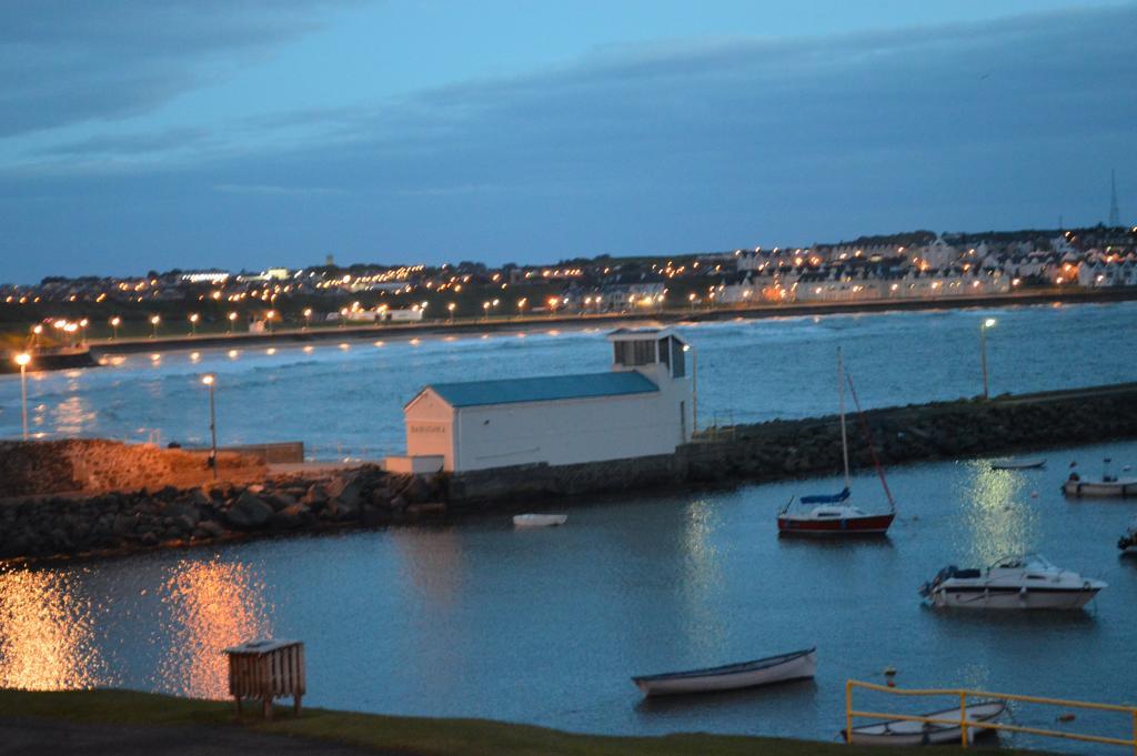 Pier39Portrush Adult Only Bed & Breakfast Bagian luar foto