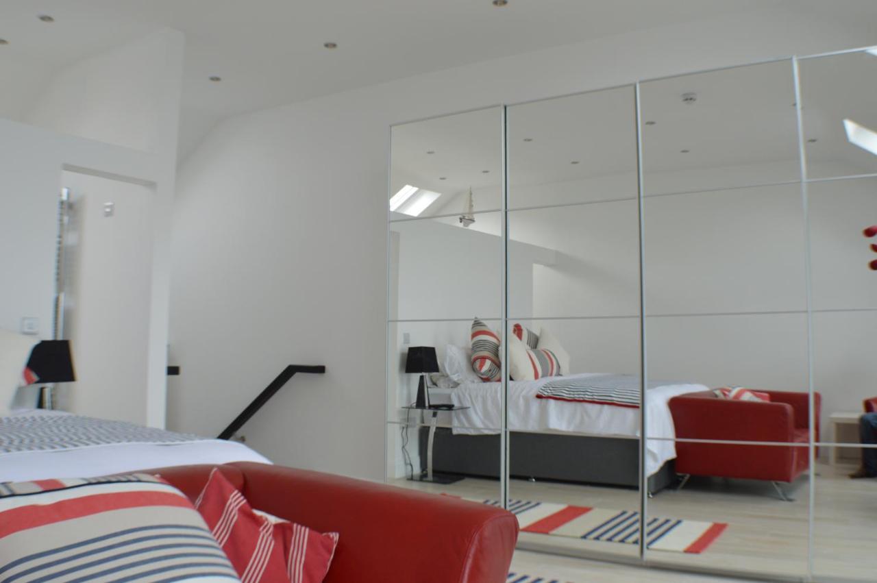 Pier39Portrush Adult Only Bed & Breakfast Ruang foto